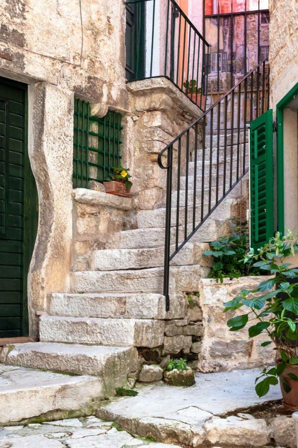 Apartamento Monterosso Old Town Rovinj Exterior foto